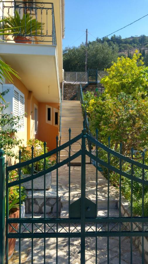 Dimitra'S Great View Apartment Dilináta Екстериор снимка