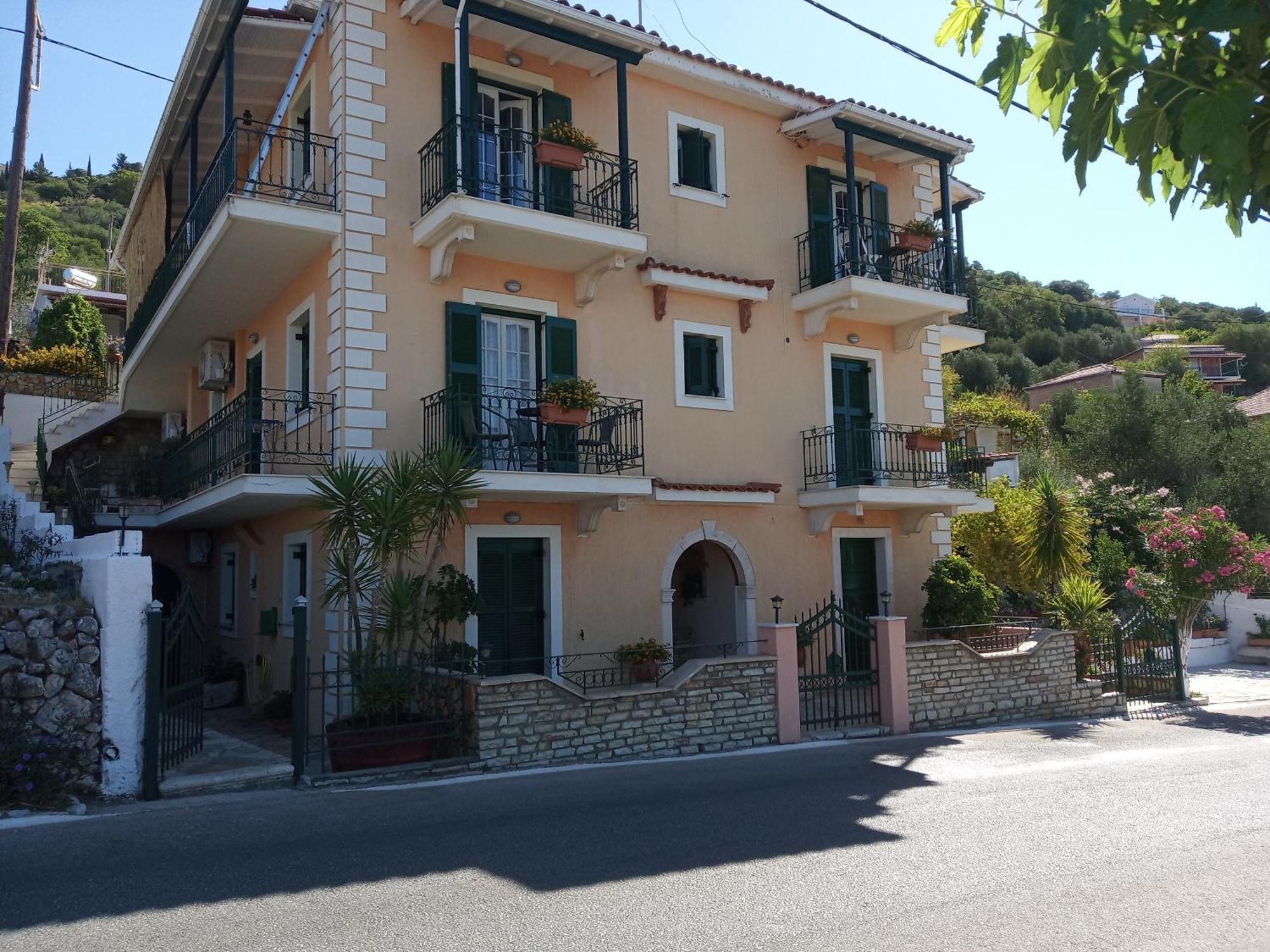Dimitra'S Great View Apartment Dilináta Екстериор снимка